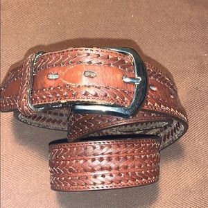 Leather handwoven belt hand crafted w/brass buckle